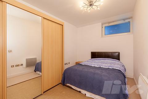 2 bedroom apartment for sale, Winchester Road, London NW3