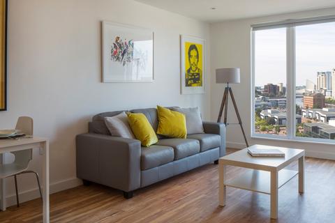 1 bedroom apartment for sale, at Elmire Way Apartments, Salford Quays M5