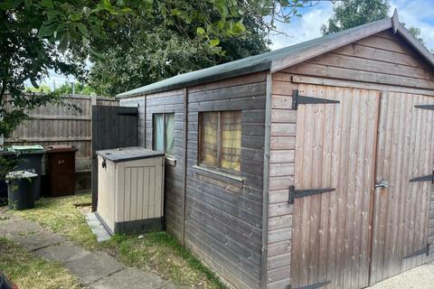 Garage for sale, Millbrook, Leybourne, West Malling