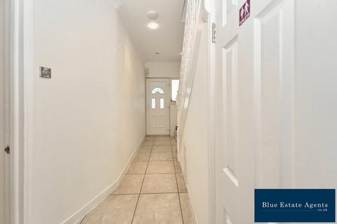 51 Meadow Waye, Hounslow, TW5 9EY
