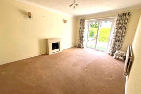 2 bedroom detached bungalow for sale, Merryfield Drive, Selsey