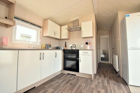 2 bedroom static caravan for sale, Silver Sands Holiday Park