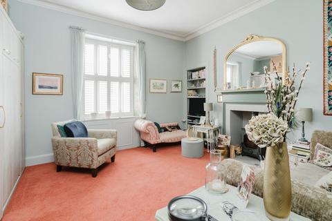 3 Collins Place, Edinburgh, EH3 5JD