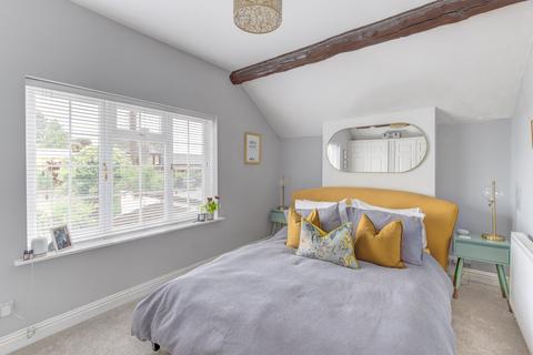 22 High Street, Studley, B80 7HJ