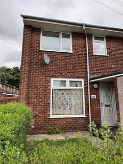 2 bedroom end of terrace house to rent, Brydon Avenue, Manchester M12