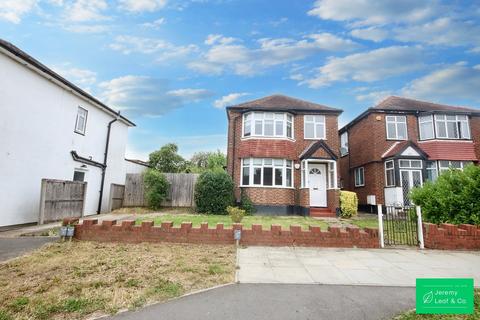 3 bedroom detached house for sale, Mays Lane, Barnet, EN5