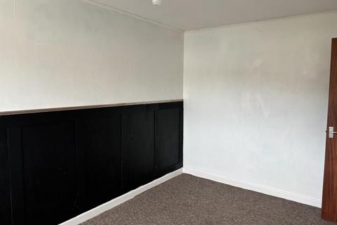 3 bedroom terraced house to rent, Periton Court, Minehead TA24