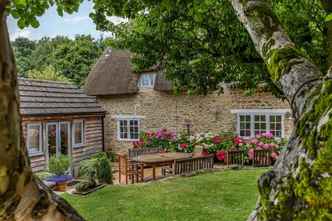 3 bedroom cottage for sale, The Old Cottage, Garsington, OX44