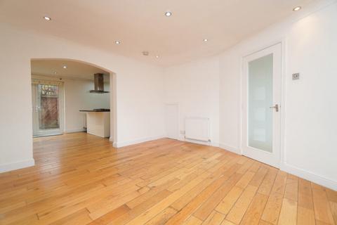 73 Blantyre Crescent, Clydebank, G81 6JN