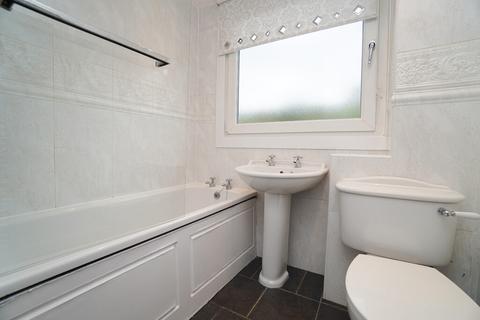 73 Blantyre Crescent, Clydebank, G81 6JN