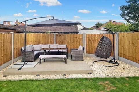 2 Elstan Way, Croydon, CR0 7PQ