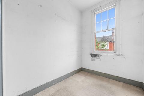147 Widdenham Road, London, N7 9SF