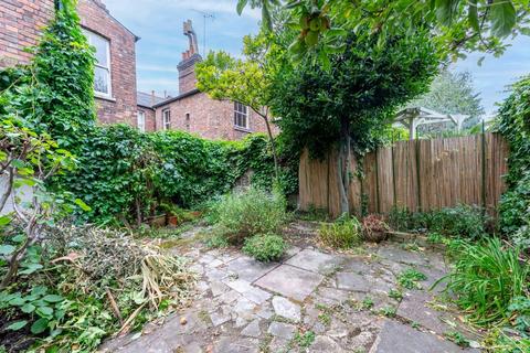 147 Widdenham Road, London, N7 9SF