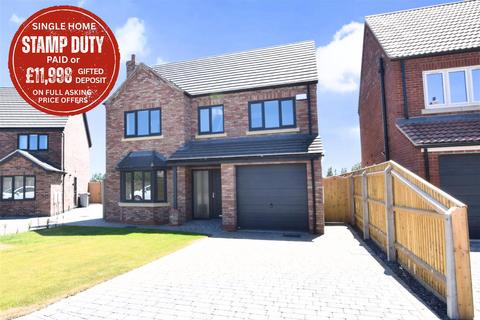 6 bedroom detached house for sale, Clyburn Close, Tetney DN36