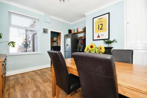 2 bedroom terraced house for sale, Nettleham Road, Woodseats, Sheffield, S8 8SW