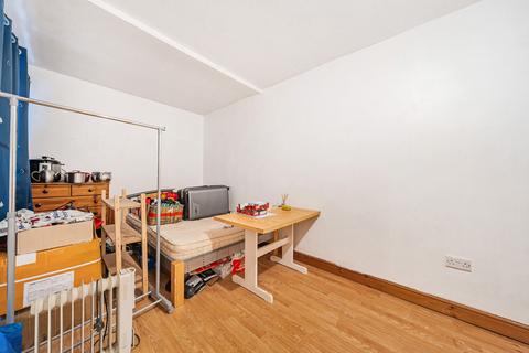 1 Castlands Road, London, SE6 4LN