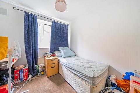 1 Castlands Road, London, SE6 4LN