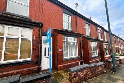 2 bedroom terraced house for sale, Stockport Road, Hyde