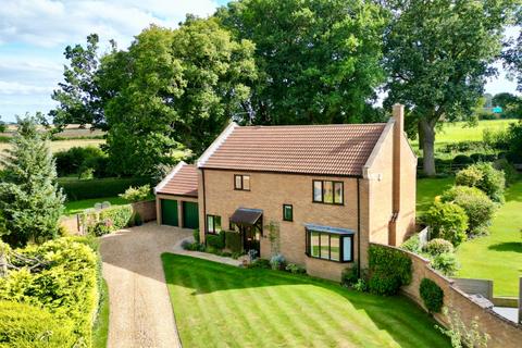 4 bedroom detached house for sale, Pine Court, Little Brington, Northampton, NN7 4EZ