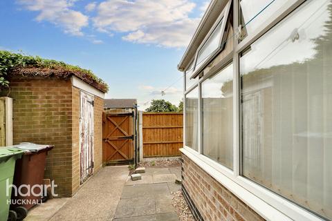4 Acle Gardens, Bulwell, Nottingham, NG6 8NY