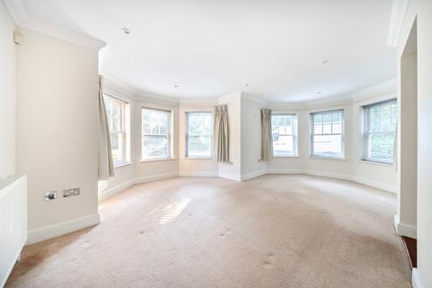 2 bedroom flat for sale, Shuna, Woodham Lane, Woodham, KT15