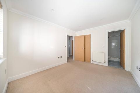 2 bedroom flat for sale, Shuna, Woodham Lane, Woodham, KT15