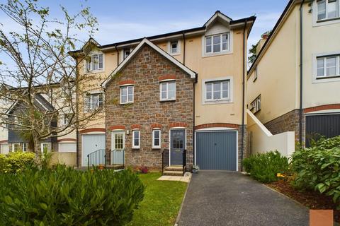 37 Kel Avon Close, Truro, TR1 1AW
