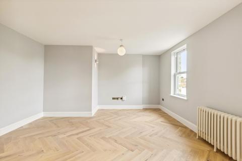 2 bedroom flat for sale, Church Road, Teddington, London, TW11