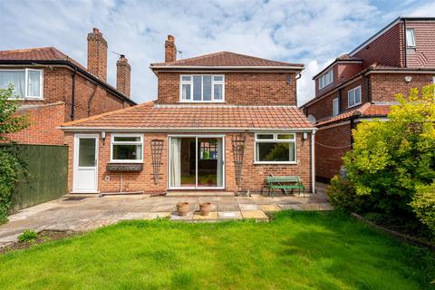 3 bedroom detached house for sale, Meadowfields Drive, Huntington, York, YO31 9HN