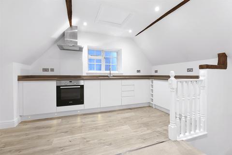 1 bedroom flat for sale, Grange Close, Westerham, Kent, TN16