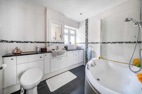7 Downs Bridge Road, Beckenham, BR3 5HX
