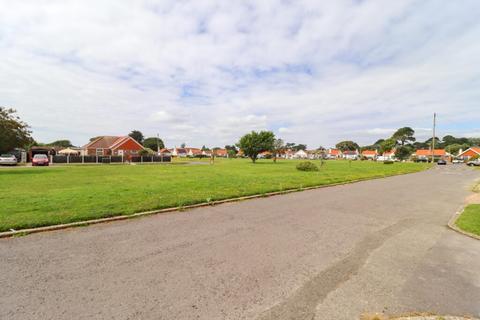 2 bedroom detached bungalow for sale, Seafront Estate, Hayling Island