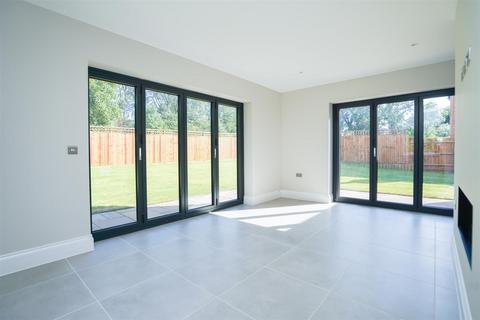 5 bedroom detached house for sale, Jasmine House, Besses Lane, Wood Burcote, Towcester