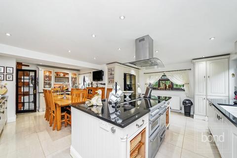New Montsale Marshes, Burnham-on-crouch, CM0 8NQ