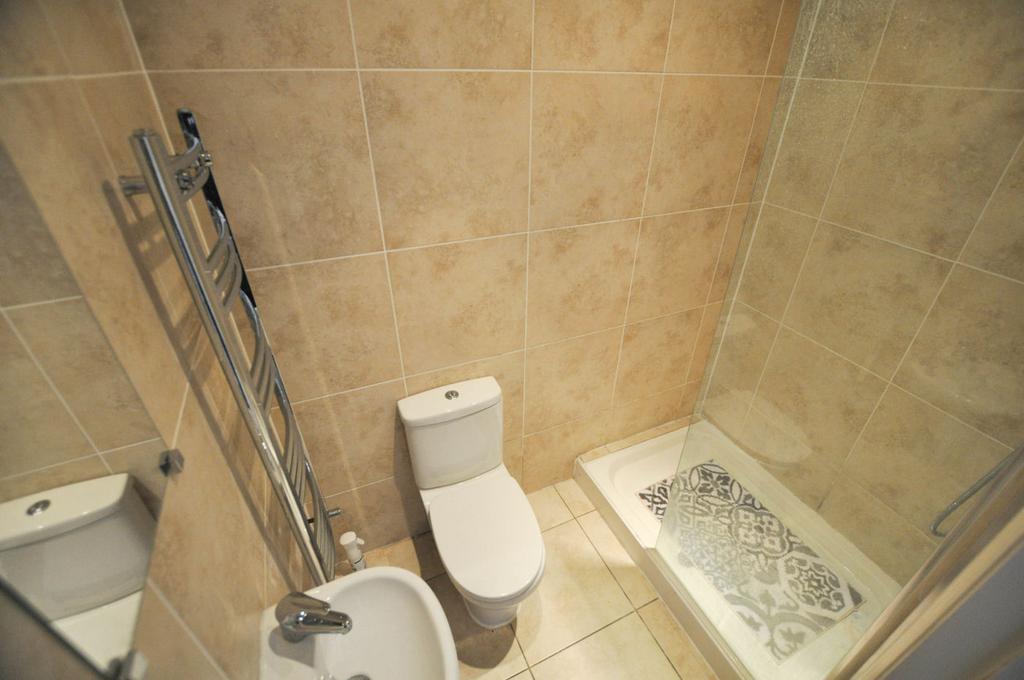 En suite shower room