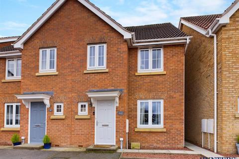 3 bedroom house for sale, Bow Bridge Close, Market Weighton, York, YO43 3Fh