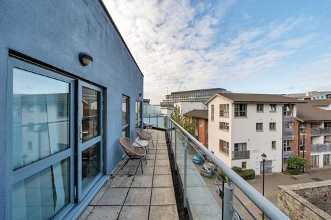 2 bedroom penthouse for sale, Barton Vale, Somerset BS2