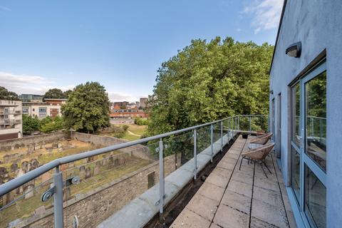 2 bedroom penthouse for sale, Barton Vale, Somerset BS2