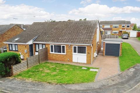 2 bedroom semi-detached bungalow for sale, Dribdale, Fleckney