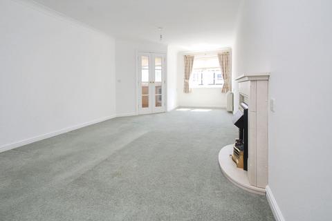 2 bedroom apartment for sale, Harefield Road, Uxbridge, UB8