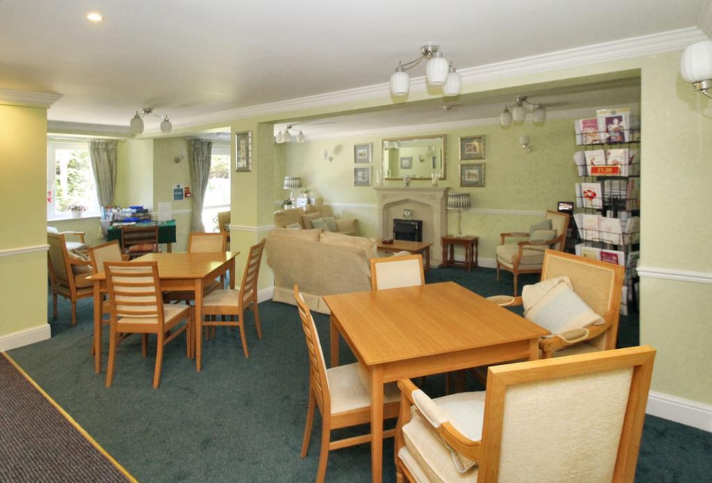 Communal Lounge