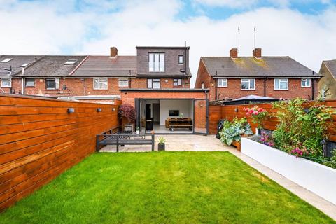 8 Lichfield Road, Hounslow, TW4 6HS