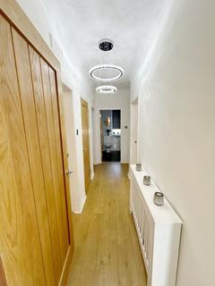 2 bedroom flat to rent, Bertram Street, Hamilton, ML3