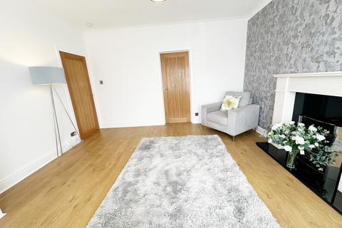 2 bedroom flat to rent, Bertram Street, Hamilton, ML3