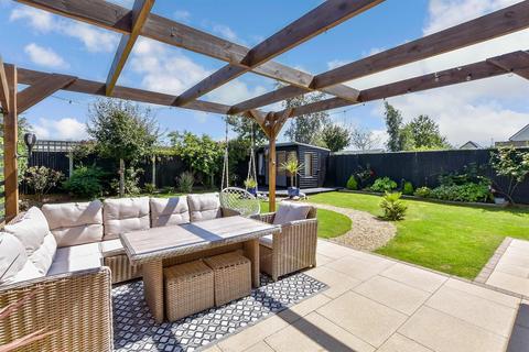 3 bedroom detached house for sale, Capel-Le-Ferne, Capel-Le-Ferne, Folkestone, Kent