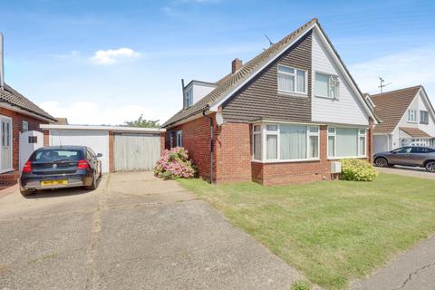 3 bedroom semi-detached house for sale, Woodham Park Drive, Benfleet, SS7