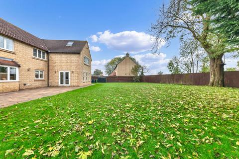 5 bedroom detached house for sale, St. Giles Close, Peterborough PE7