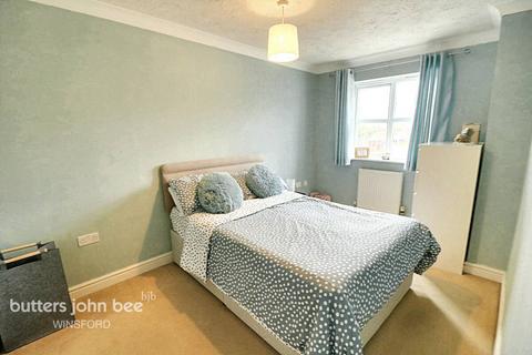 3 bedroom semi-detached house for sale, Briarwood Court, Winsford