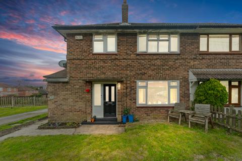 3 bedroom semi-detached house for sale, Tinshill Mount, Leeds, LS16