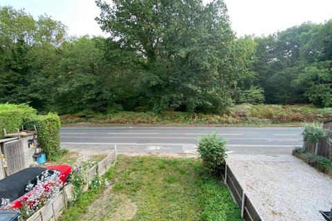 4, Fairlight Anthonys, Woking, GU21 4YQ